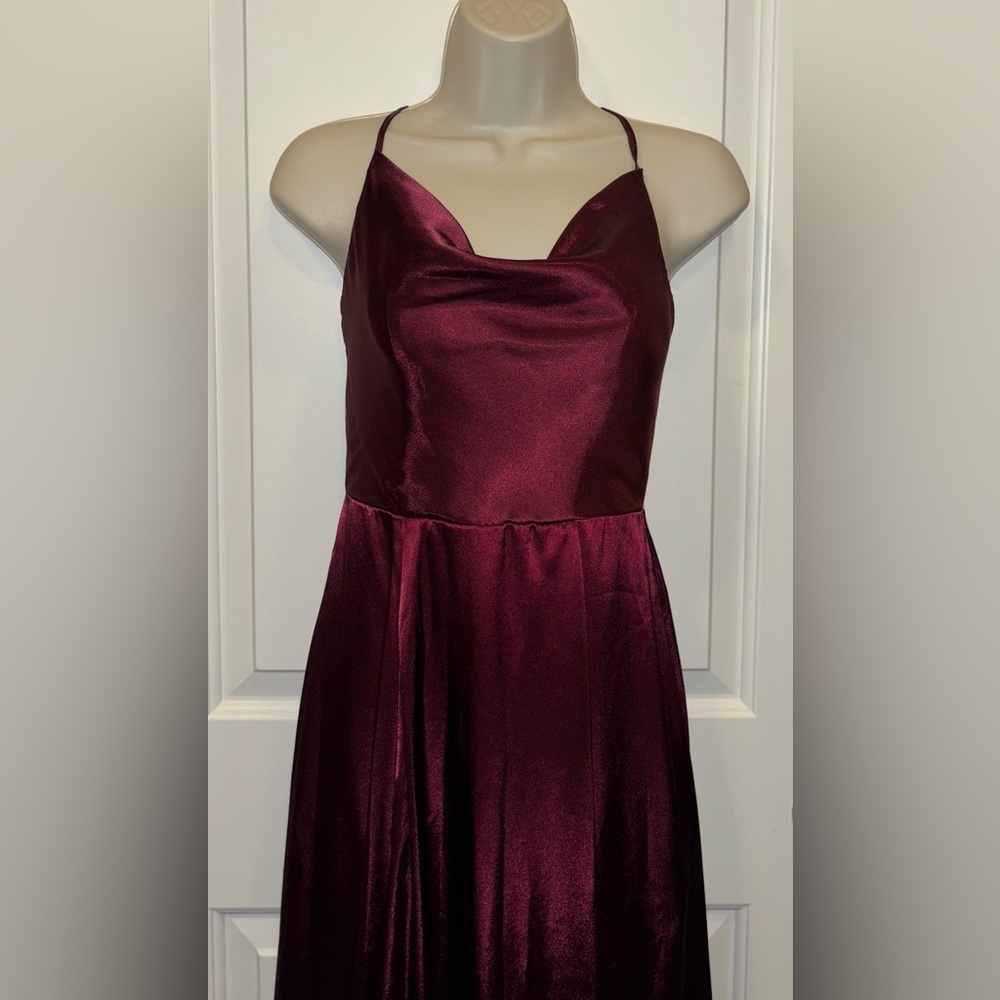 Galina Signature Stunning burgundy Satin Dress for Prom - Picture 5 of 5